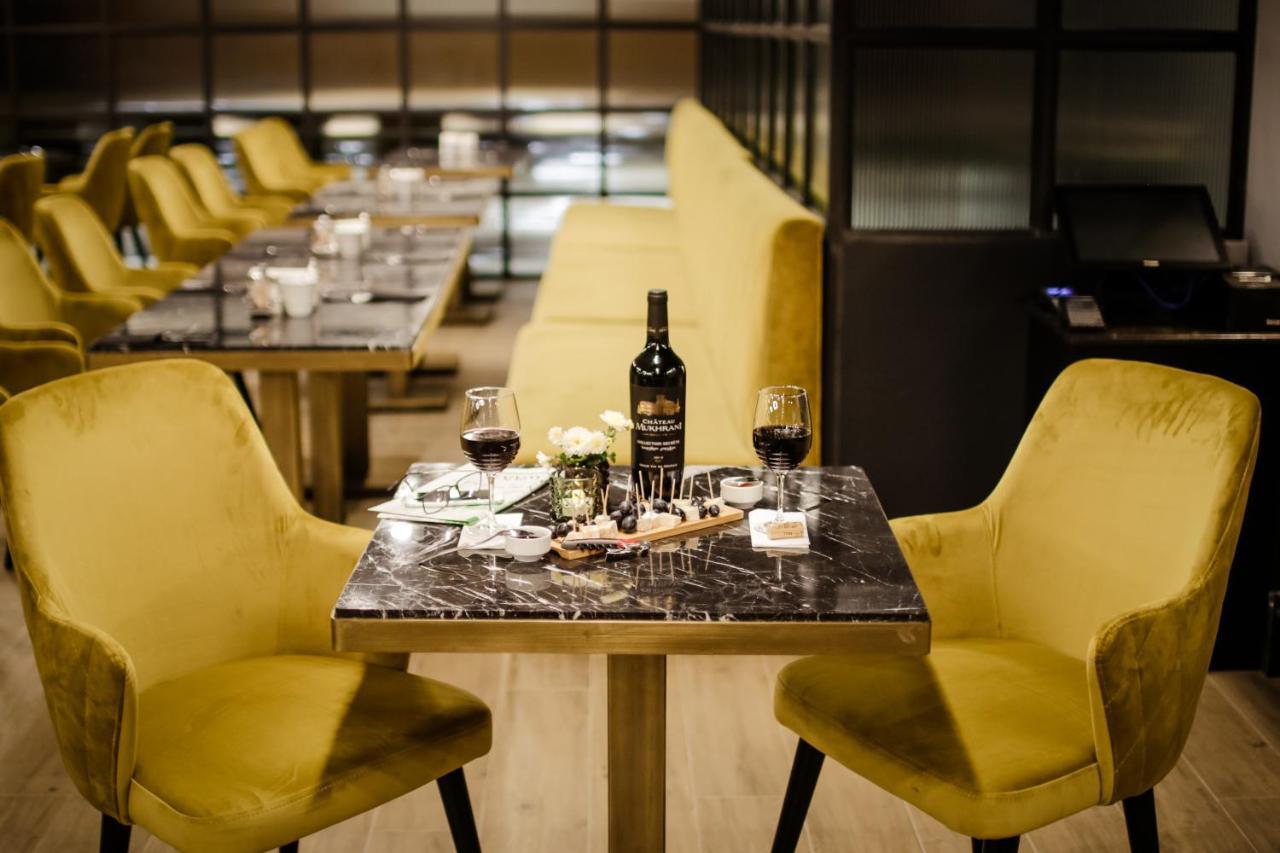Hotel Tuta Tbilisi ภายนอก รูปภาพ